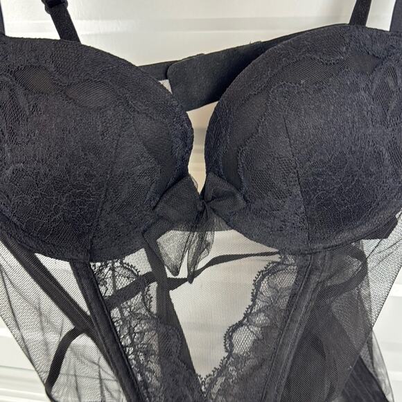 Victoria's Secret Black Bra with Sheer Panels and Boning - Picture 4 of 7